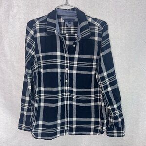 Tommy Hilfiger blue white Plaid 1/2 Button-Up Shirt medium
